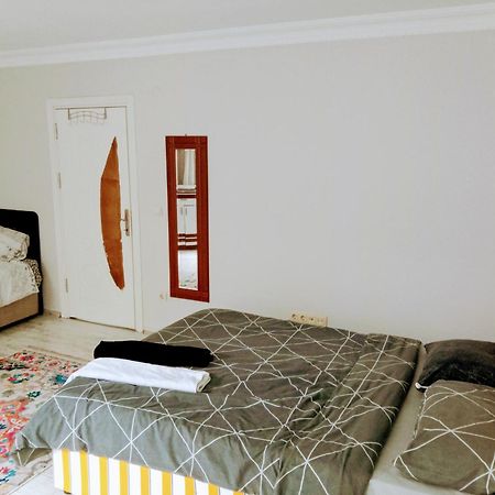 Orman Villa Hotel Is 6 Minutes From The Airport Arnavutkoy Eksteriør billede