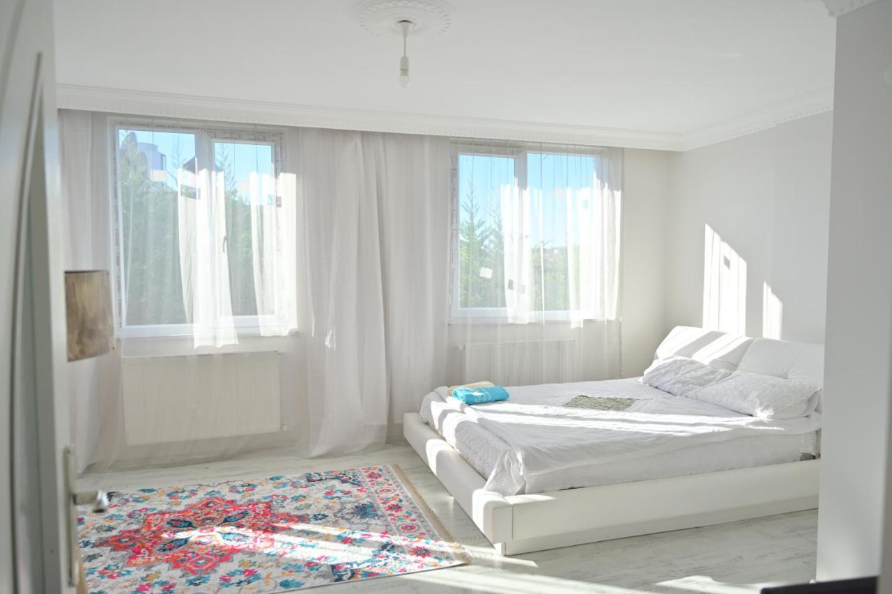 Orman Villa Hotel Is 6 Minutes From The Airport Arnavutkoy Eksteriør billede