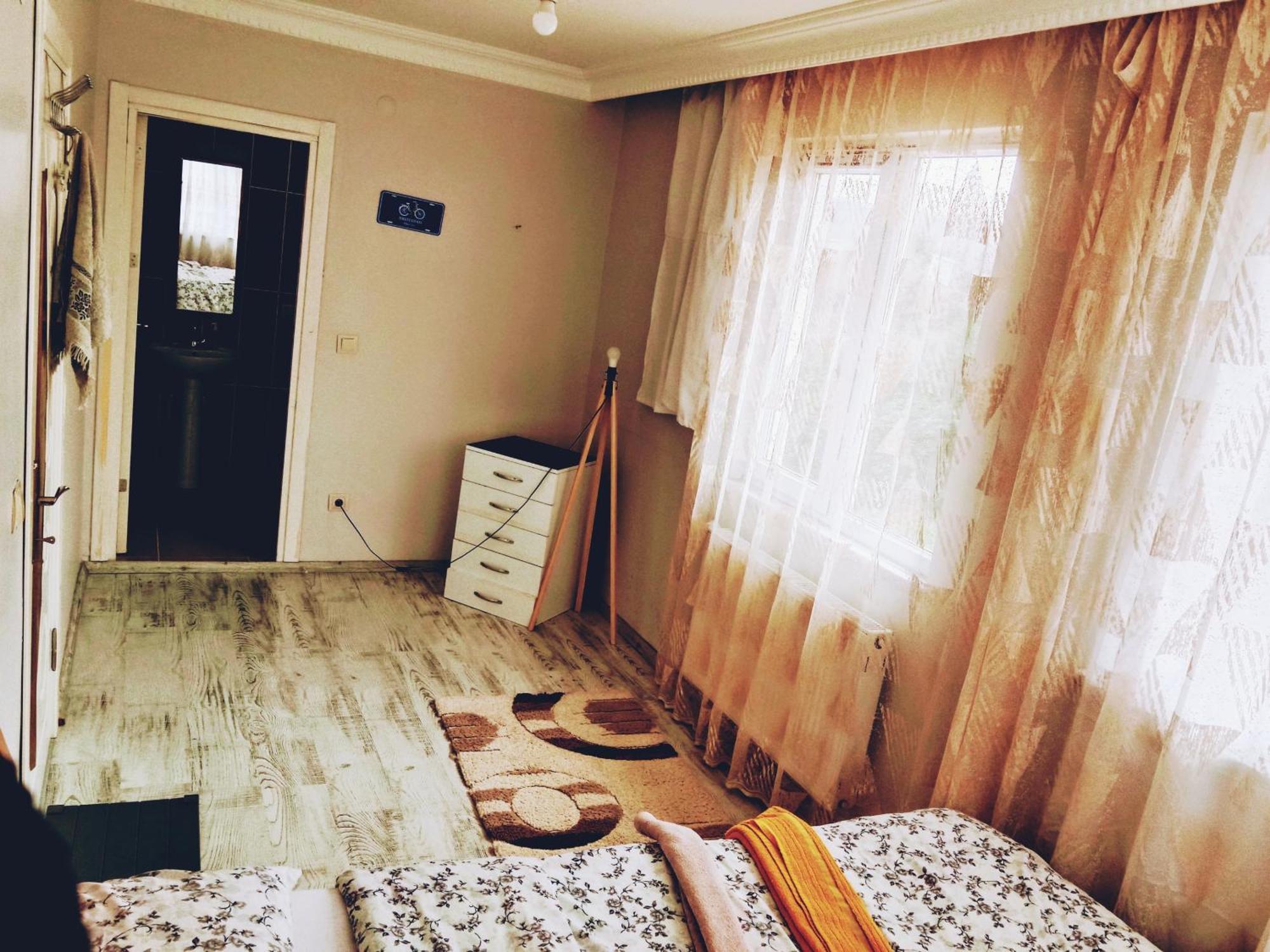 Orman Villa Hotel Is 6 Minutes From The Airport Arnavutkoy Eksteriør billede