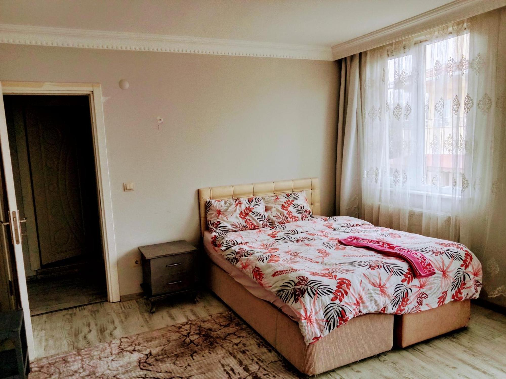 Orman Villa Hotel Is 6 Minutes From The Airport Arnavutkoy Eksteriør billede