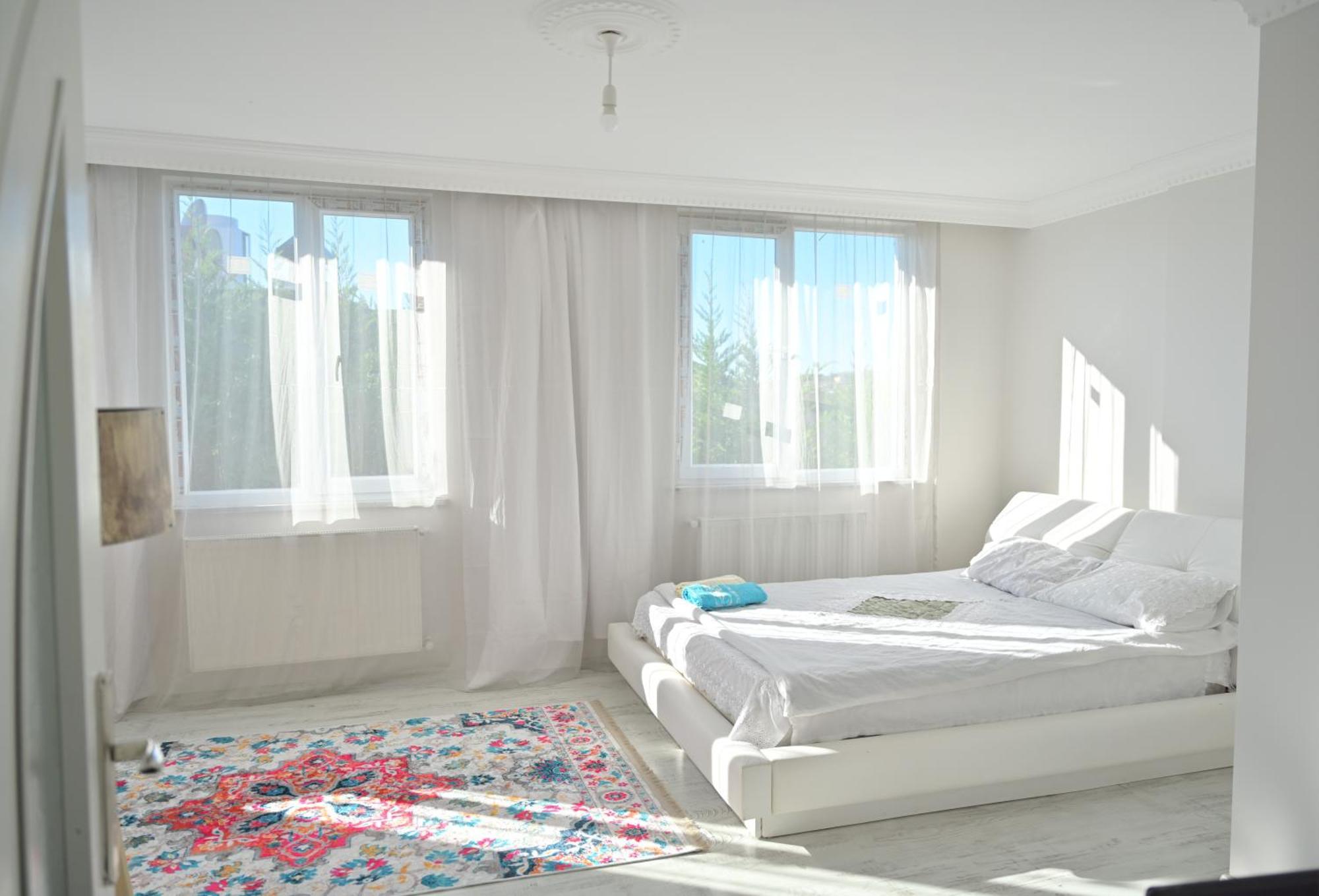 Orman Villa Hotel Is 6 Minutes From The Airport Arnavutkoy Eksteriør billede